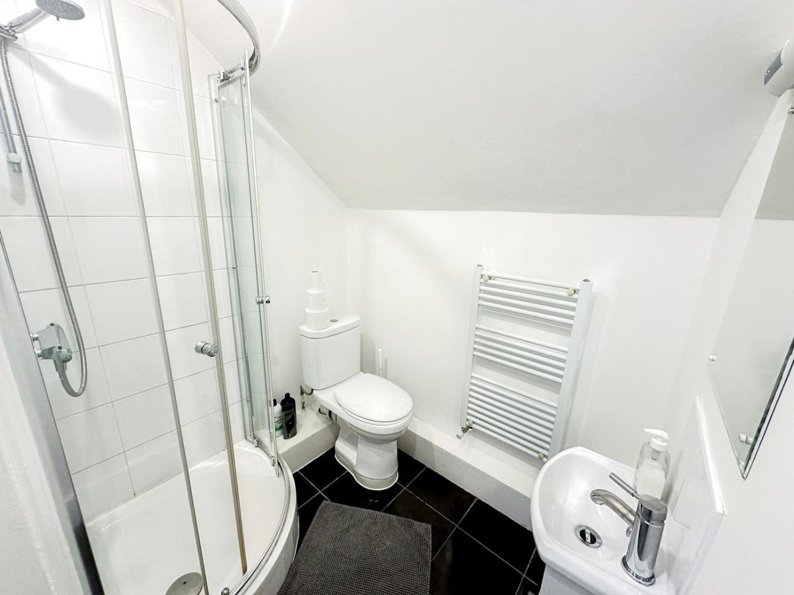 Lovely 3 Bedroom Maisonette With Private Roof Terrace In Hammersmith Лондон Екстер'єр фото